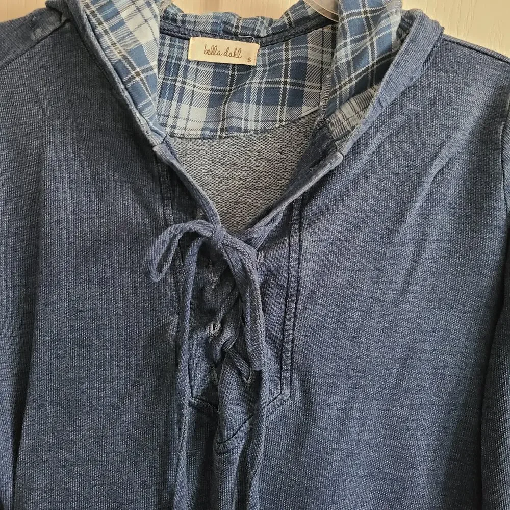 BELLA DAHL Taylor Lace-Up Raw Hem Hoodie Top Blue B9336-590 Women's Size Small - Picture 3 of 9